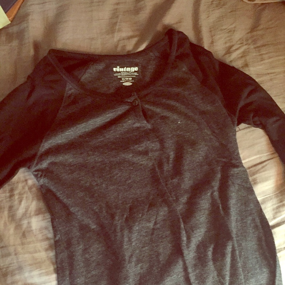 3/4 length T-shirt two tone sleeves